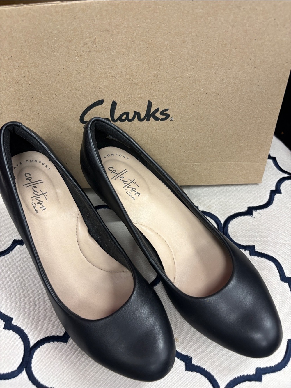 Clarks Black Leather Round-Toe Women’s Heels